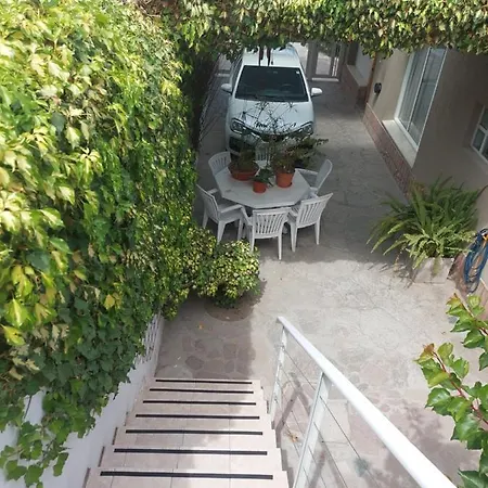 Departamento En Los Olmos Trelew Exterior foto